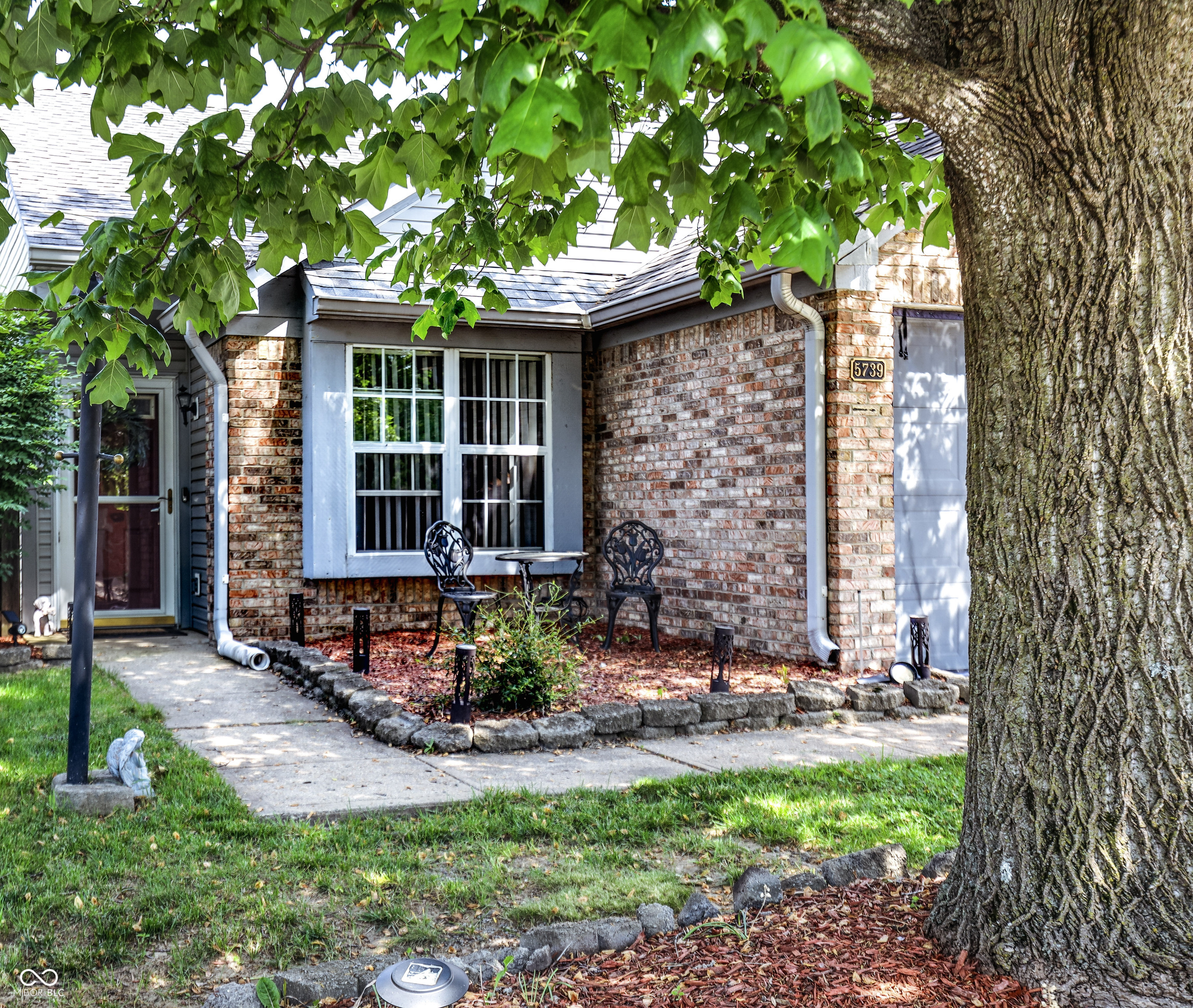 5739 Laurel Oak Place