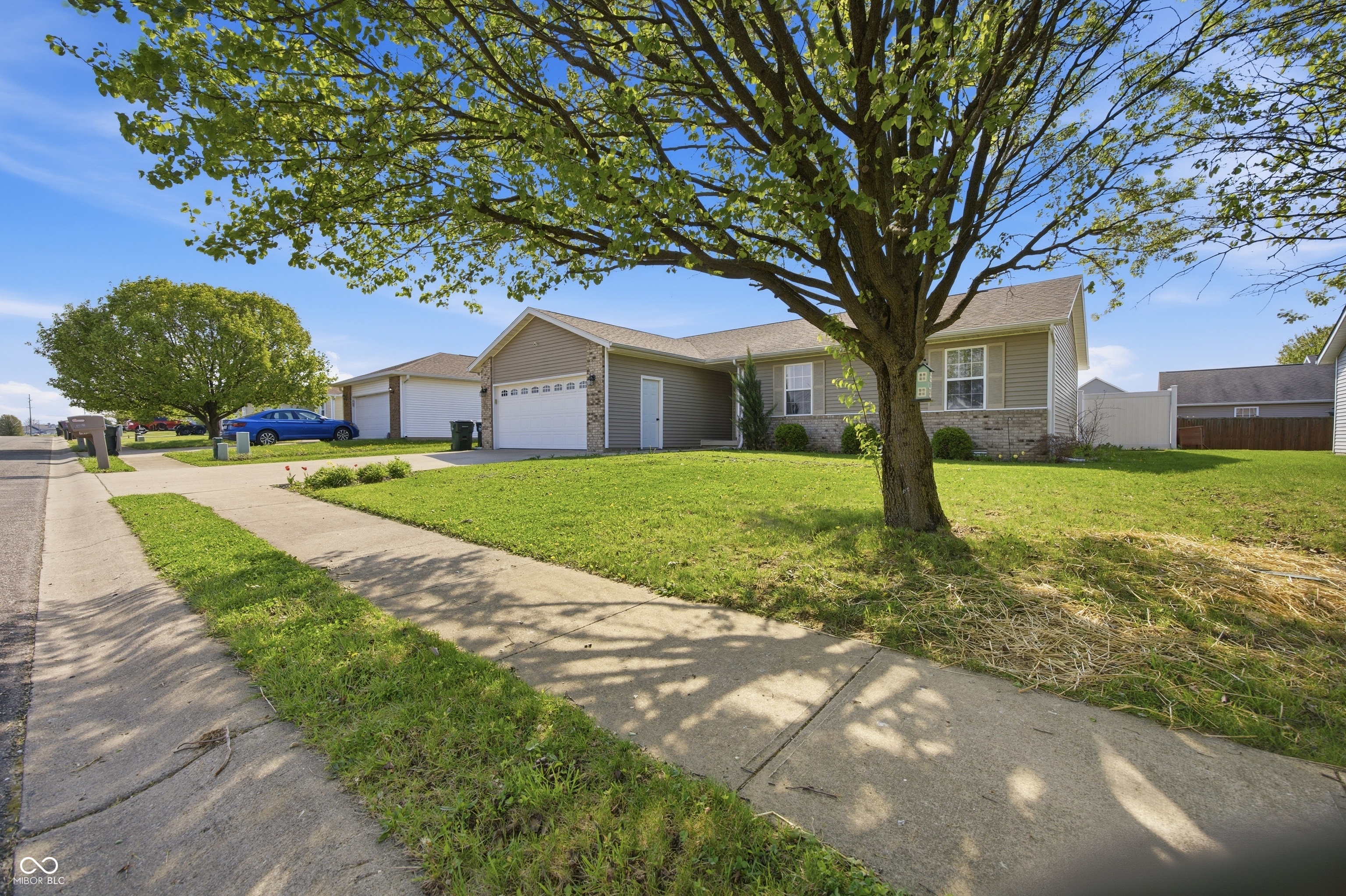 1657 W Freedom Street