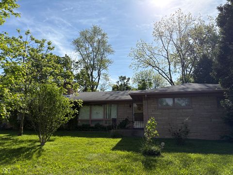 Photo of 4609 Andover Road, Indianapolis, IN 46226 (MLS # 22045303)