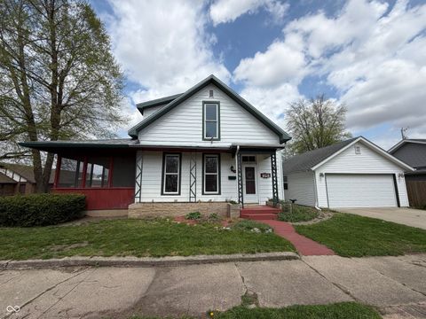 Photo of 601 Pearl Street, Covington, IN 47932 (MLS # 22095151)