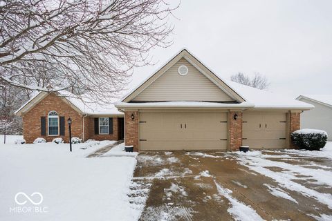 Photo of 2321 Oak Park Drive, Richmond, IN 47374 (MLS # 22075641)