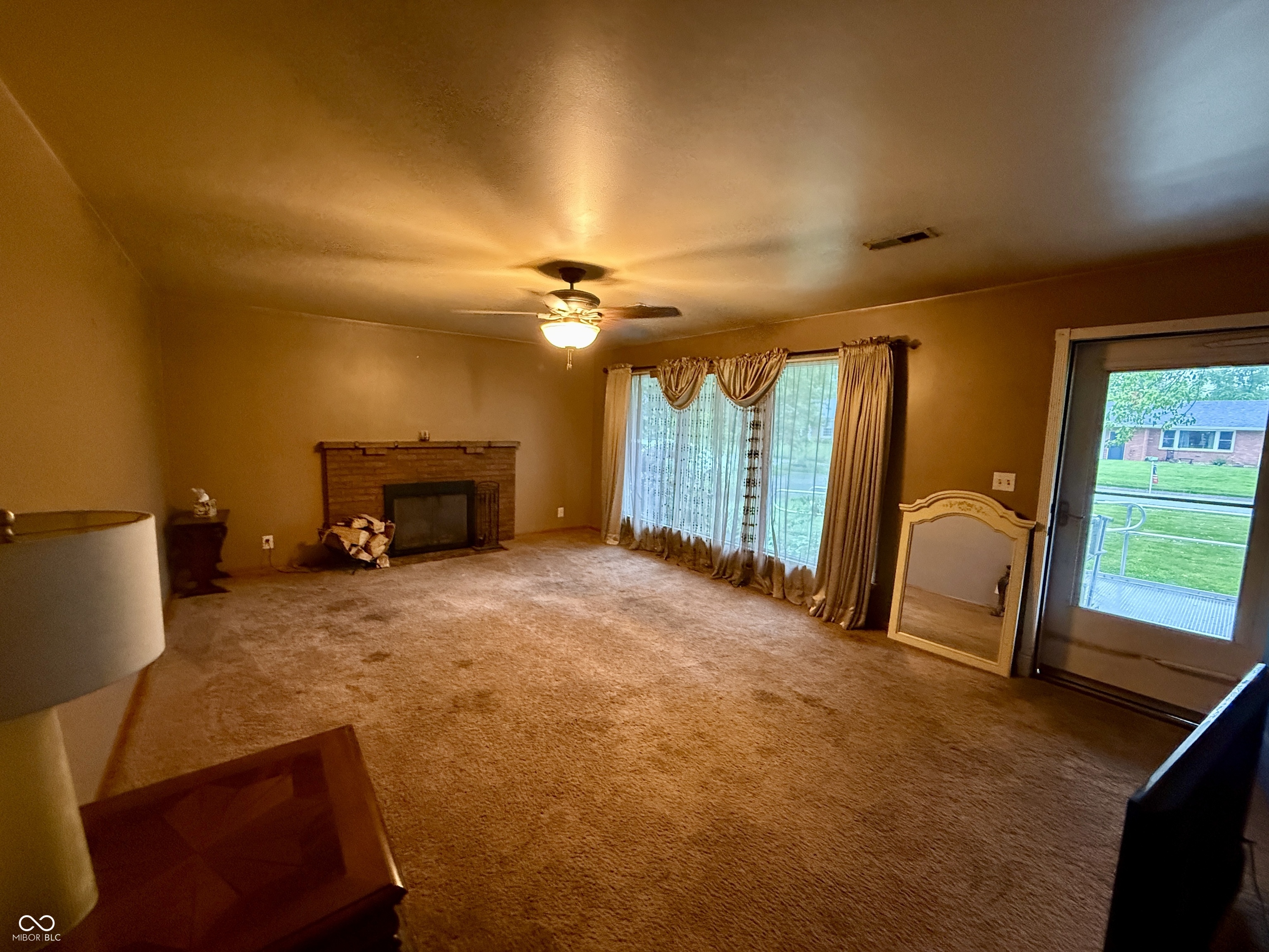 3715 Oakwood Drive