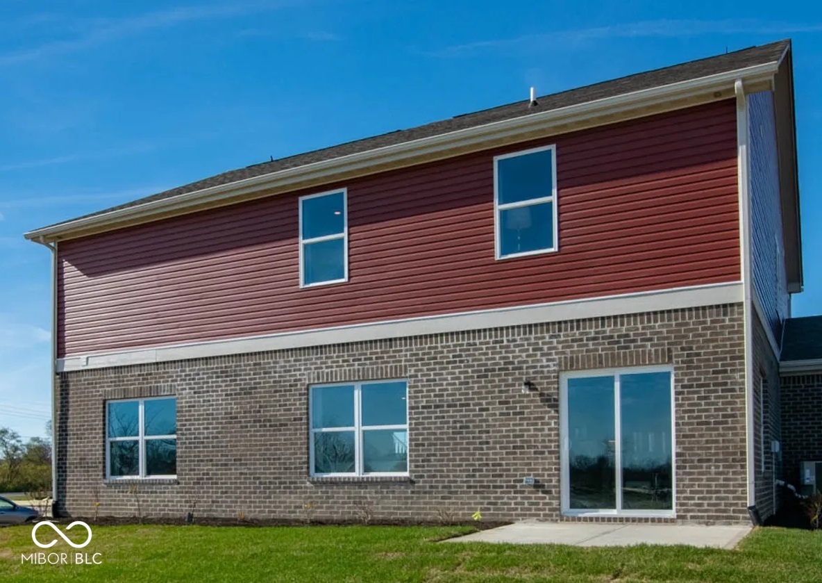 4758 Little Pearl Lane