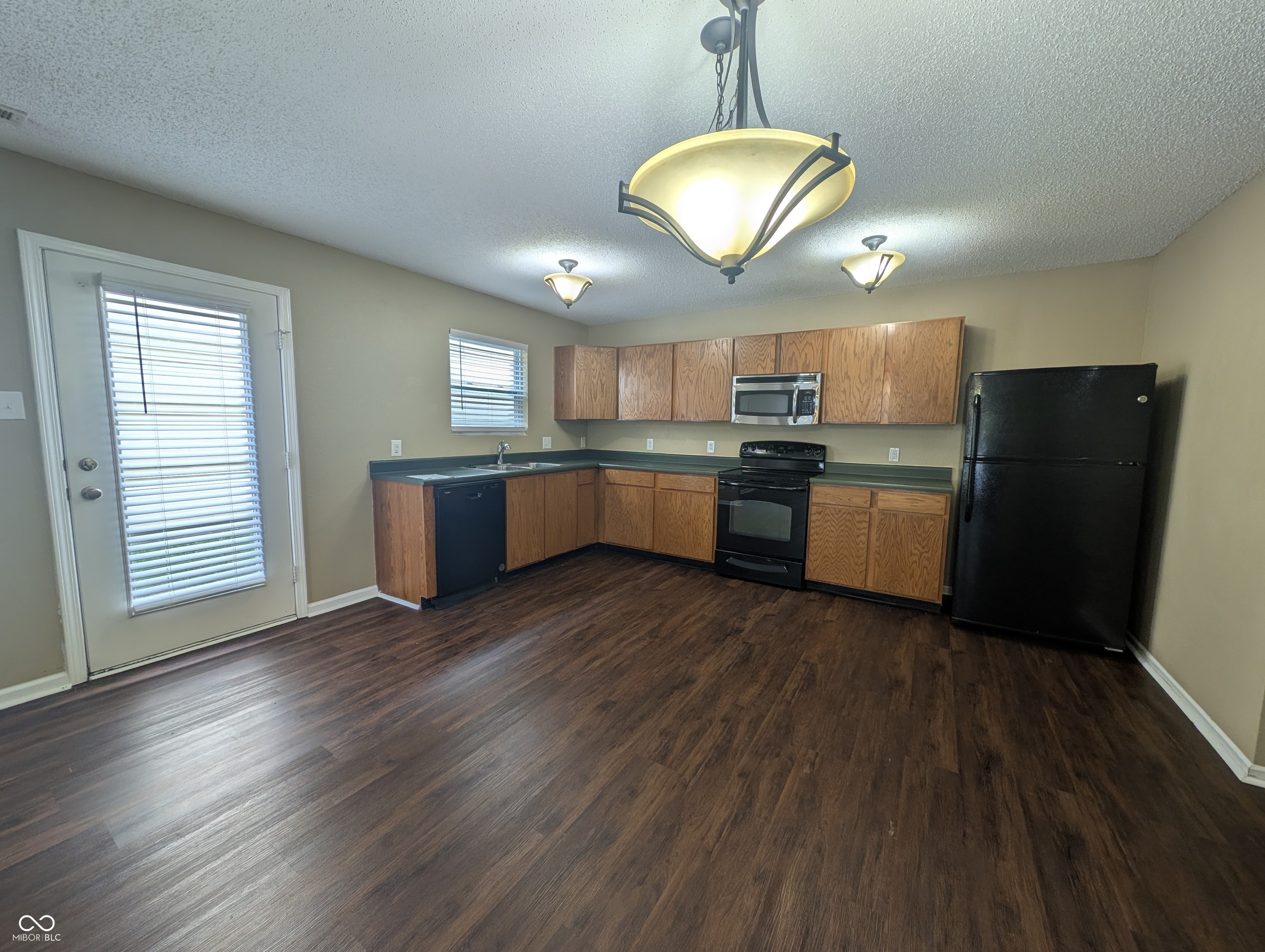 10243 Cumberland Pointe Boulevard