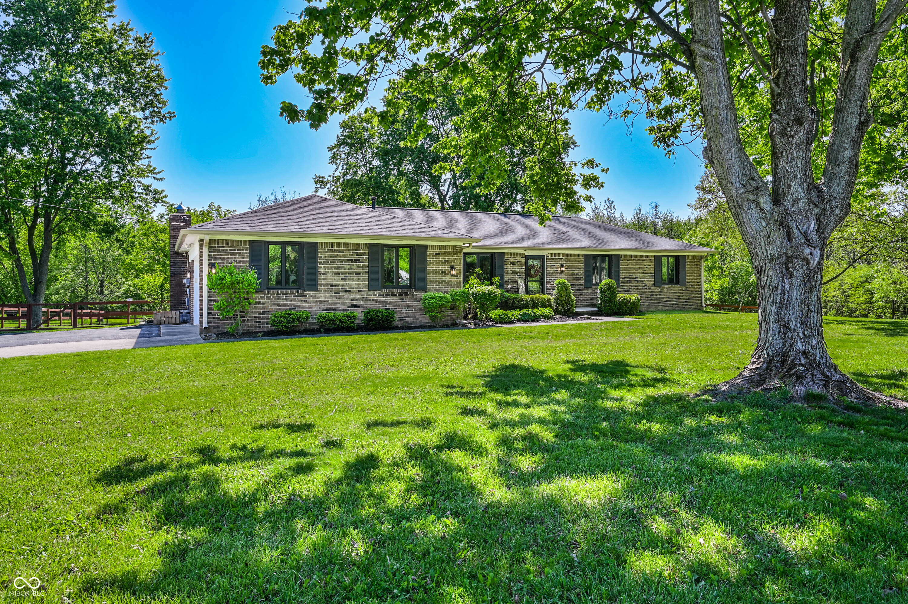 9655 N County Road 750 E
