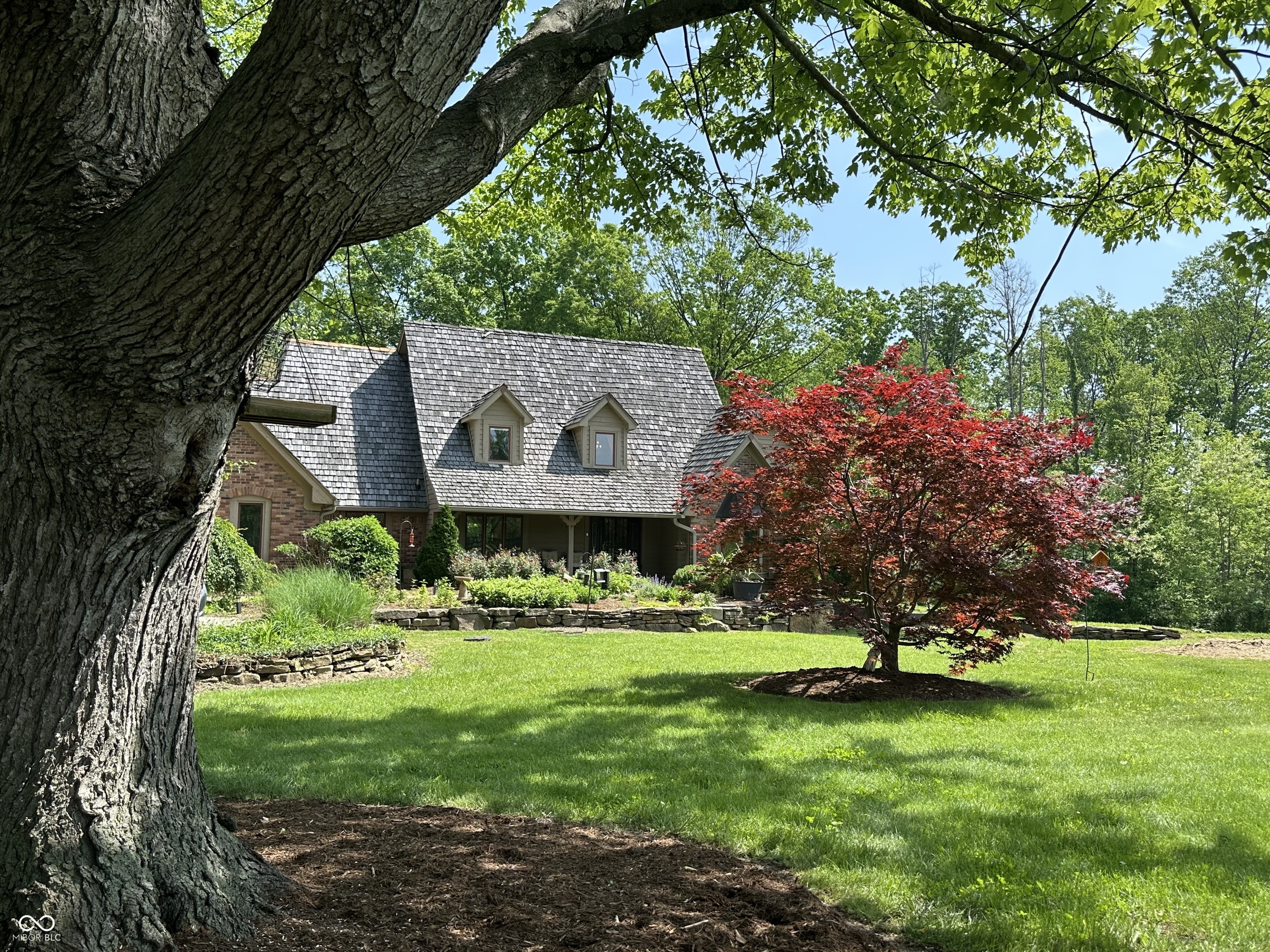 2034 Dubois Road
