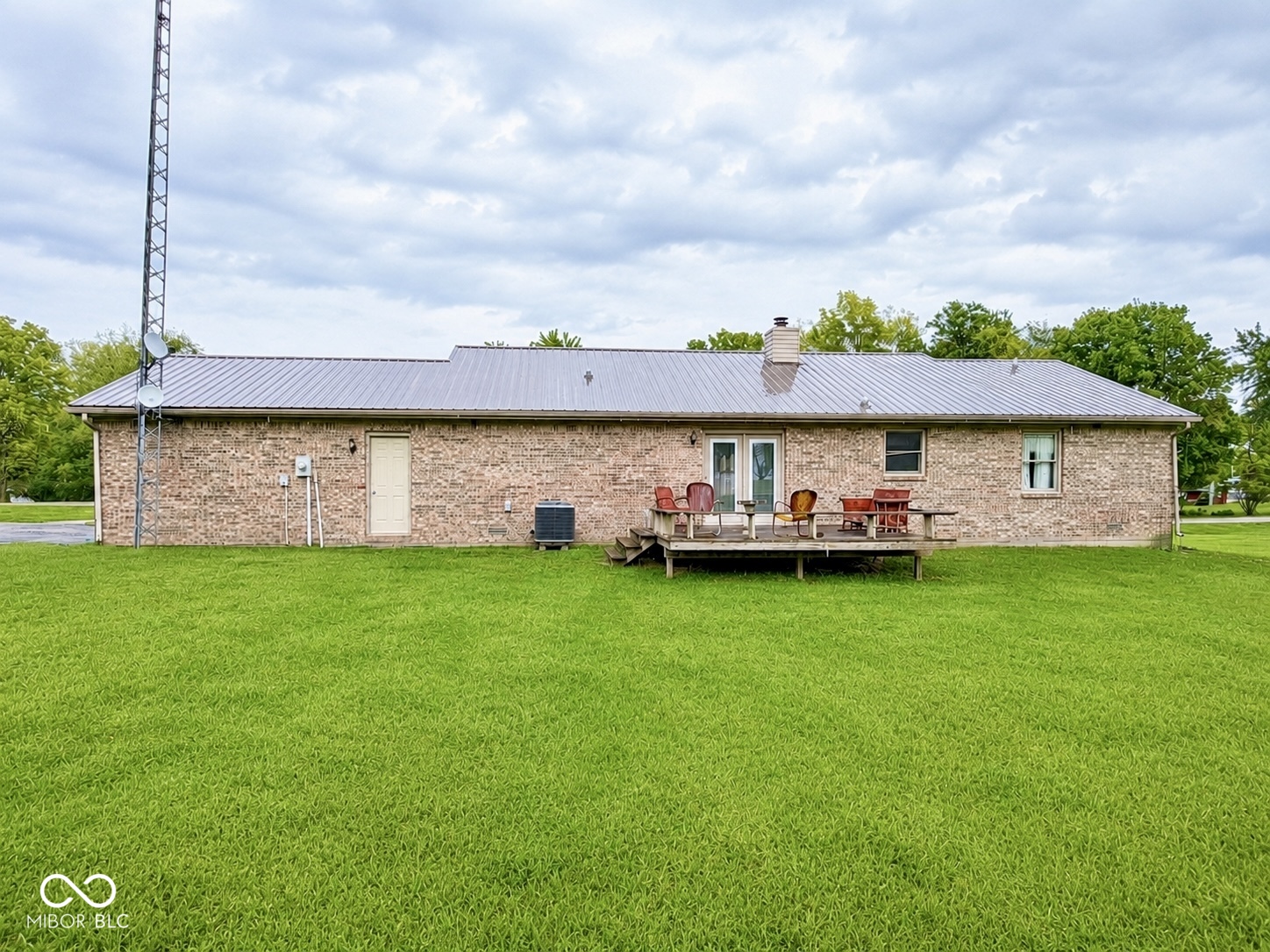 3664 W Mill Creek Drive