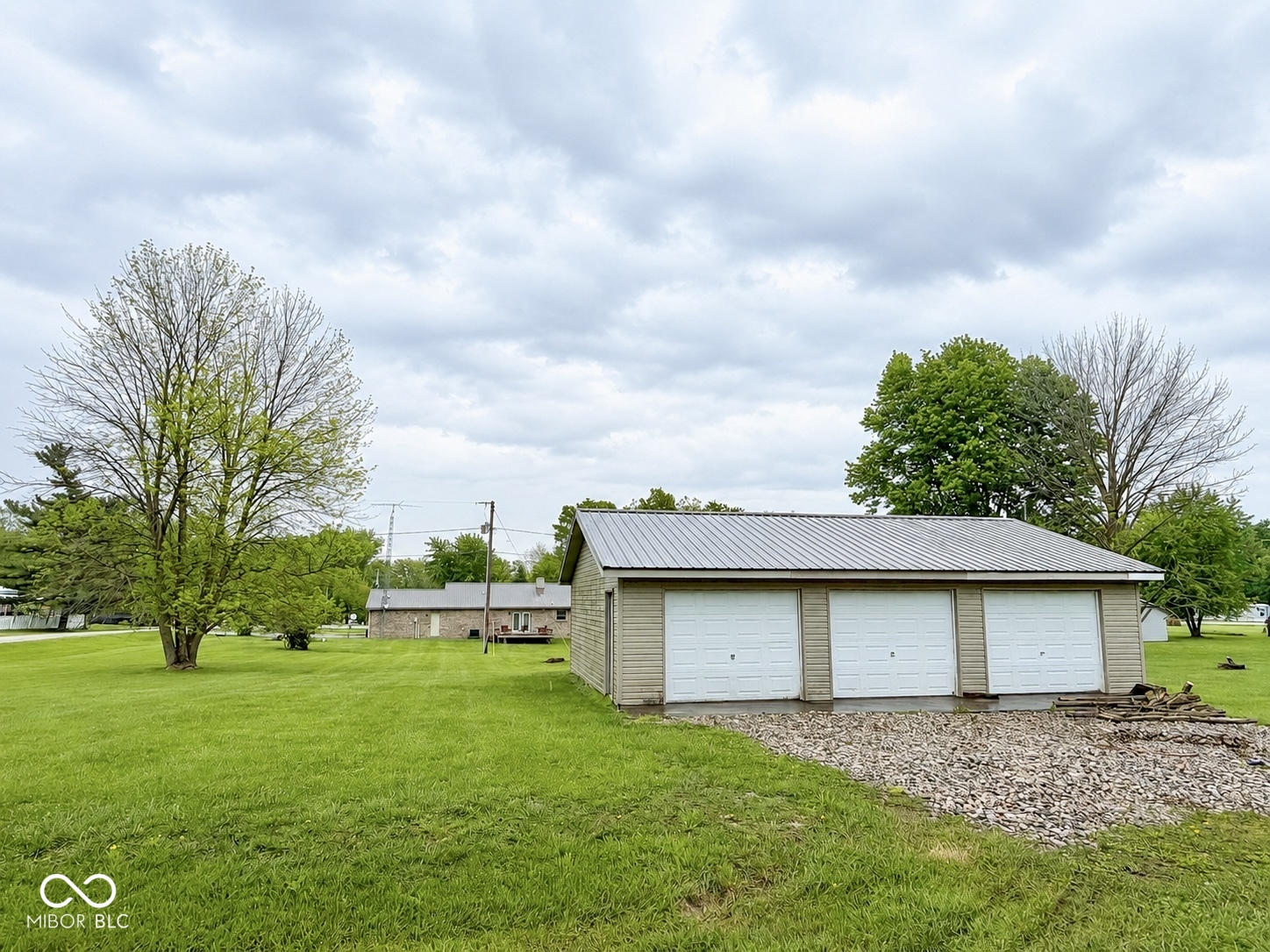 3664 W Mill Creek Drive
