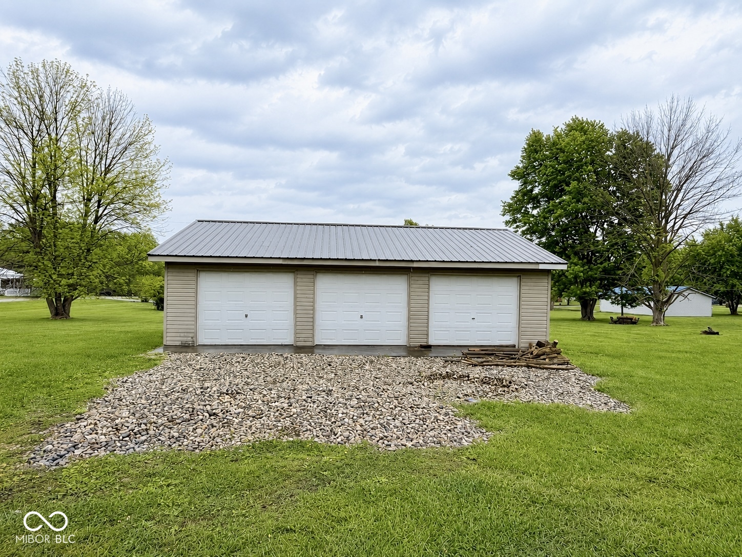 3664 W Mill Creek Drive