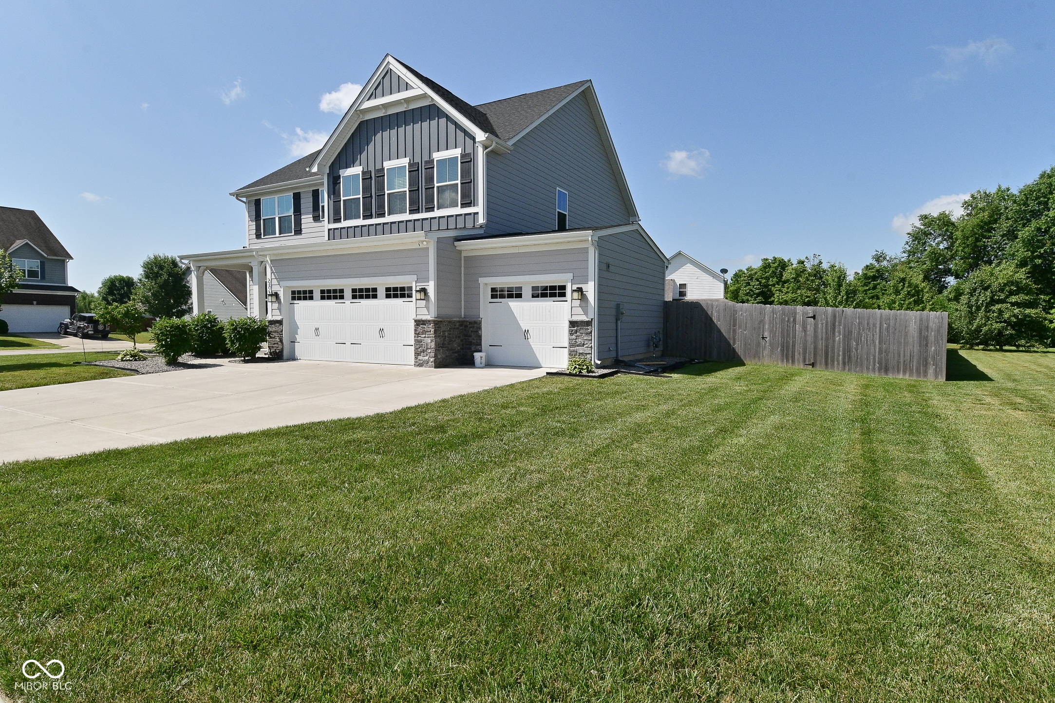 2734 Chalbury Drive