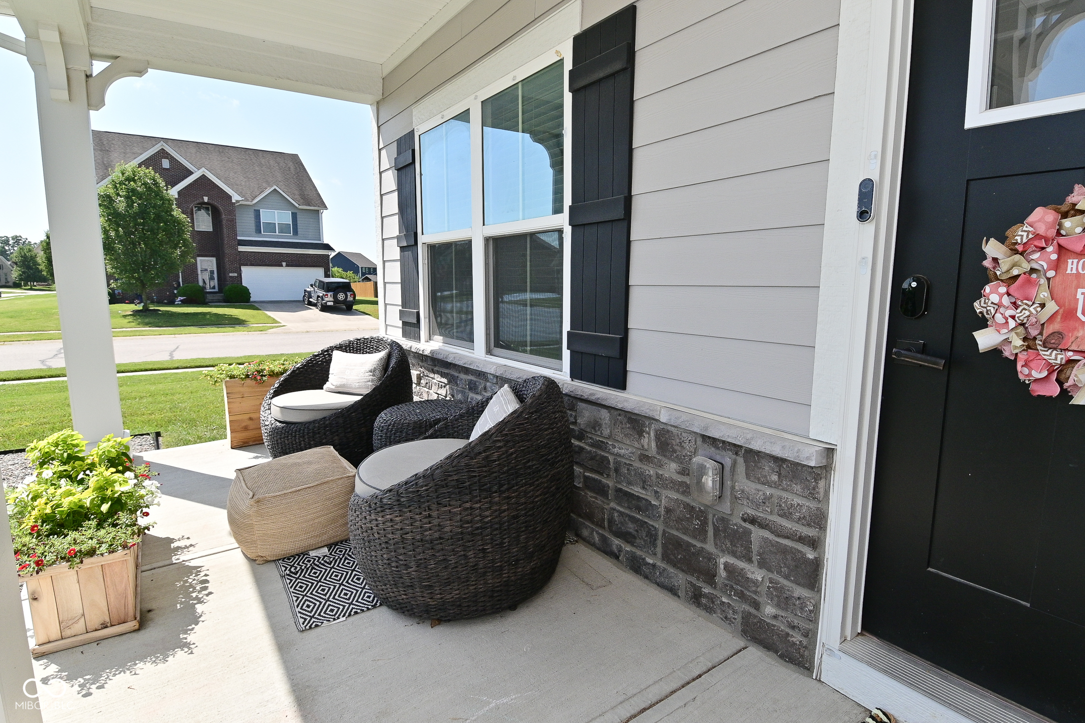 2734 Chalbury Drive