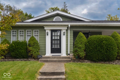 Photo of 1509 N Bosart Avenue, Indianapolis, IN 46201 (MLS # 22125637)