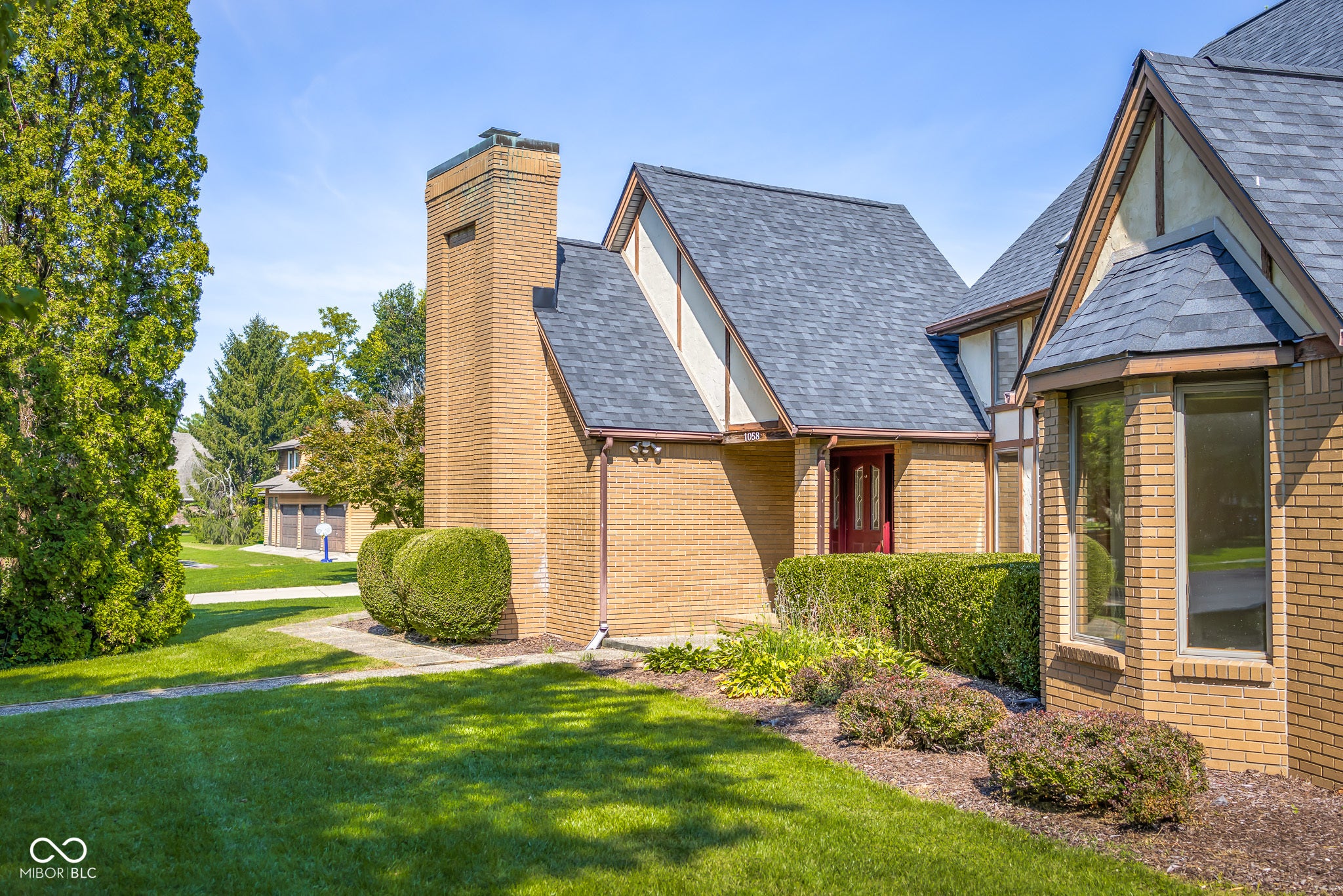 1058 Junco Drive