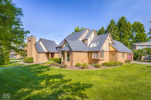 1058 JUNCO DR, COLUMBUS, IN 47203 - Image 2bdb8a3cf70018114f0f265602c4e8b6/70522450