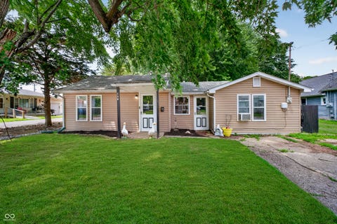 Photo for 138 W 4th Street