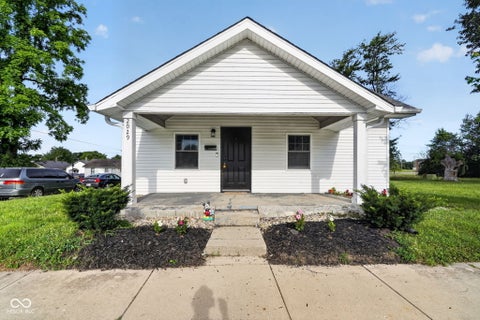 Photo of 2029 Hendricks Street, Anderson, IN 46016 (MLS # 22106595)