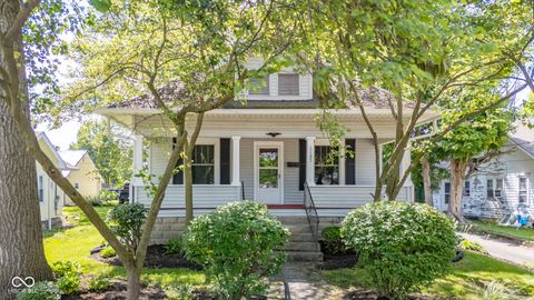 Photo of 1137 S Main Street, New Castle, IN 47362 (MLS # 22107384)