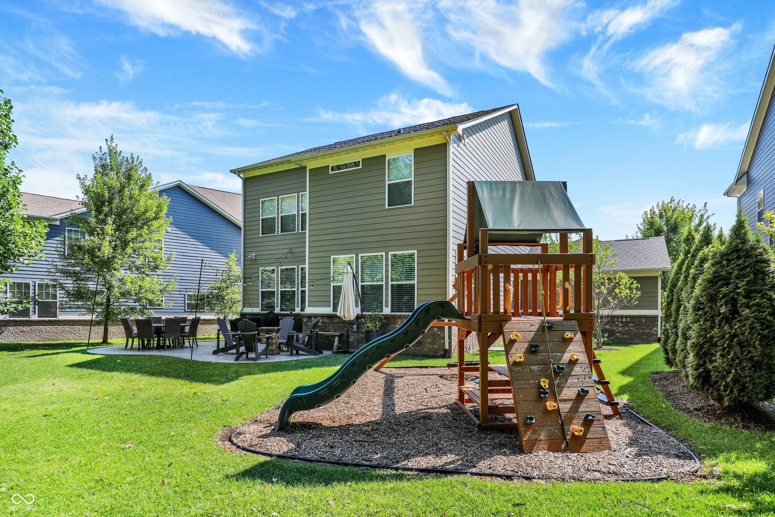 14916 W Black Wolf Run Drive