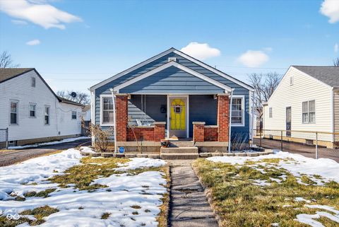 Photo of 2014 Wallace Avenue, Indianapolis, IN 46218 (MLS # 22073938)