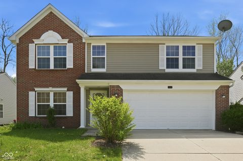 Photo of 11411 Shady Hollow Lane, Indianapolis, IN 46229 (MLS # 22095111)