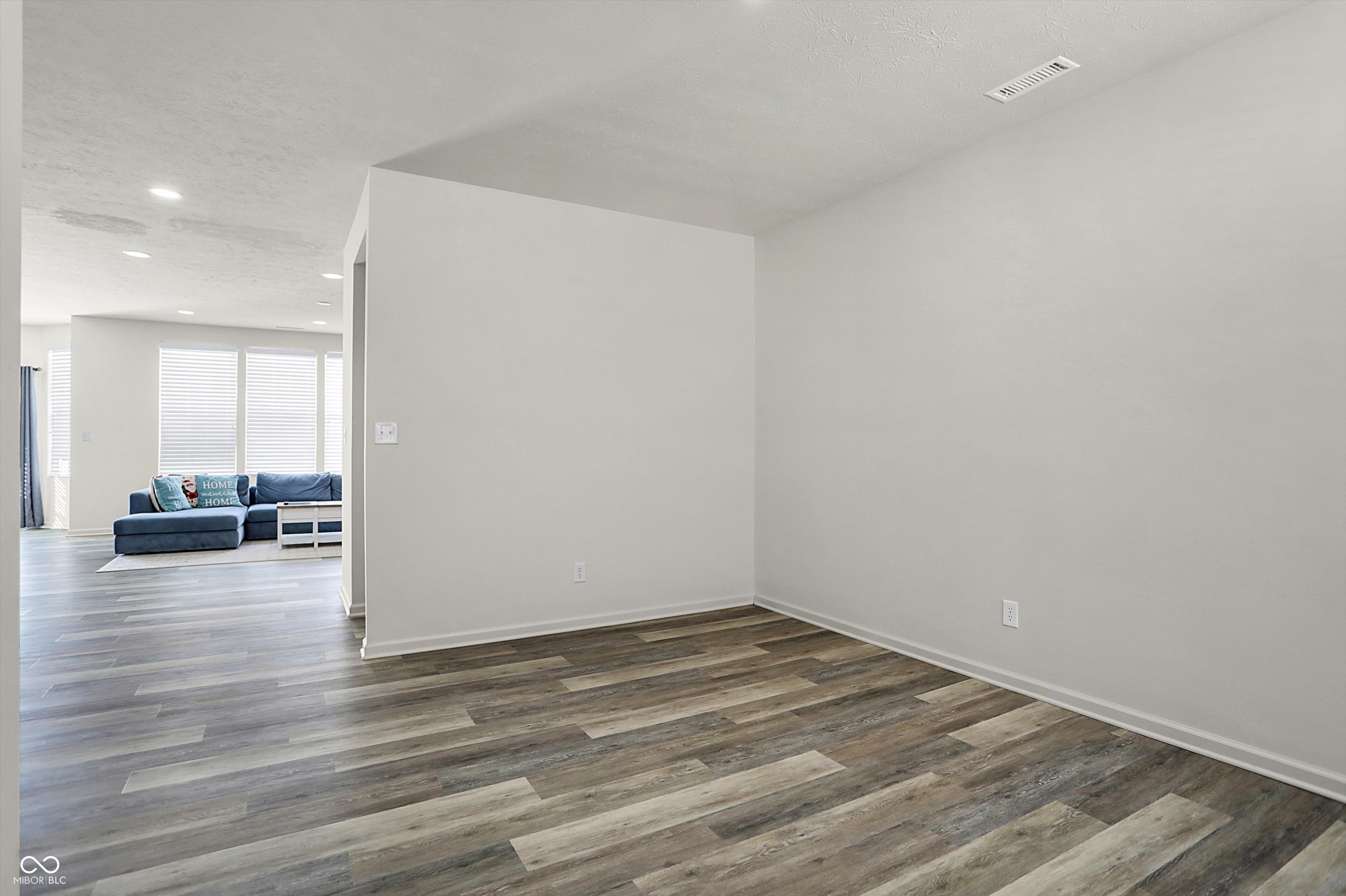 5648 Juniper Court