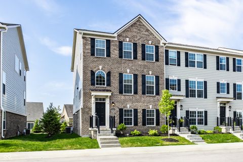 Photo of 3521 Brampton Lane, Westfield, IN 46074 (MLS # 22113002)