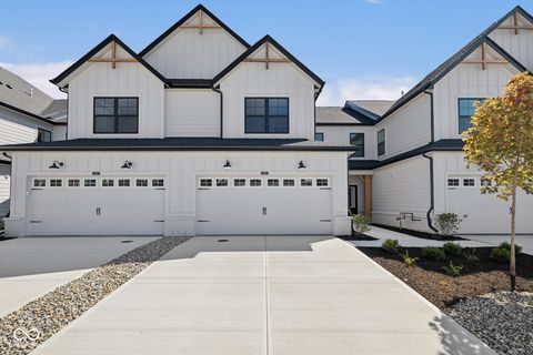 Photo of 17459 Ebling Trail #3103, Westfield, IN 46062 (MLS # 22052869)