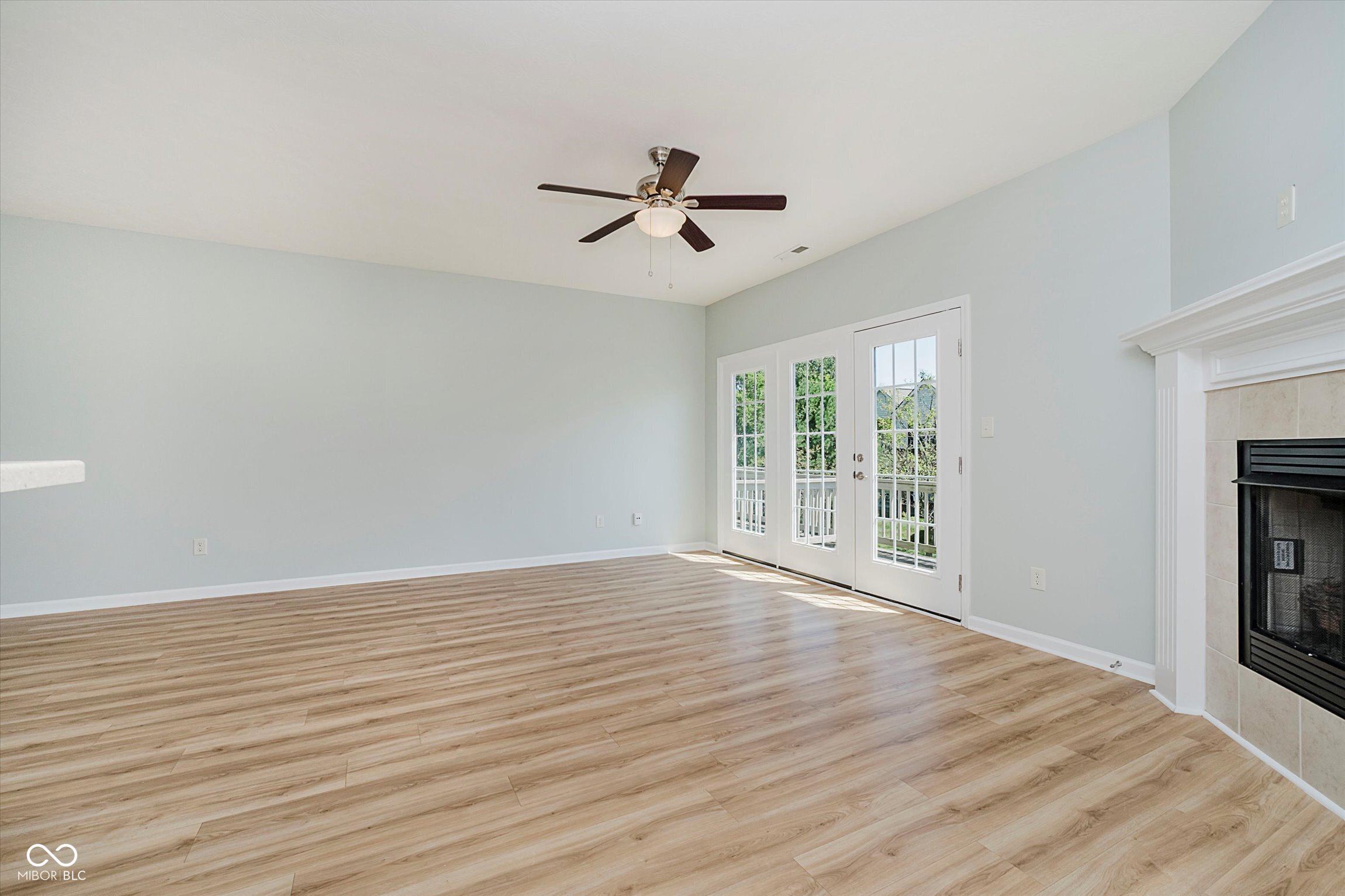 4261 Washington Boulevard