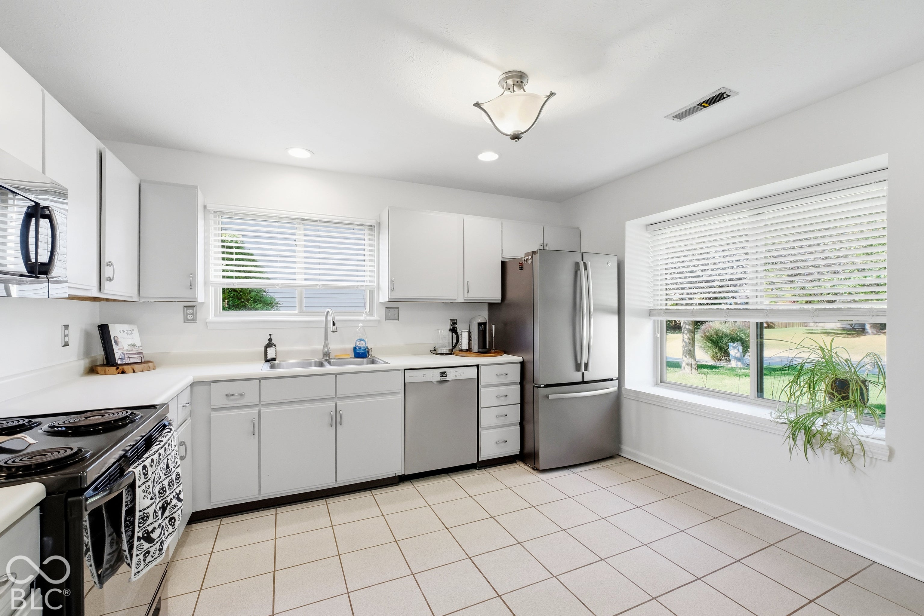 7867 Beanblossom Circle