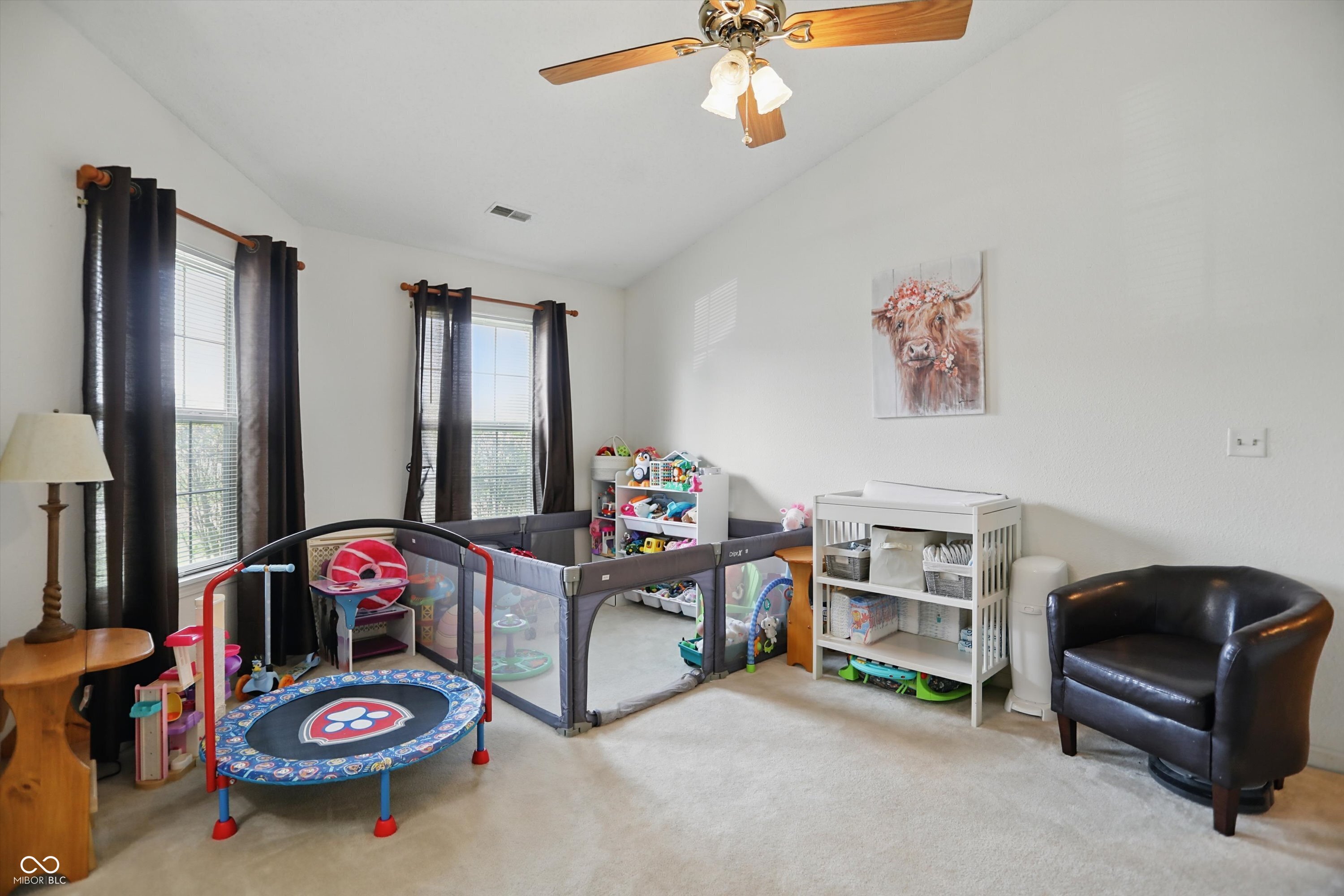 2145 W Autumn Lane