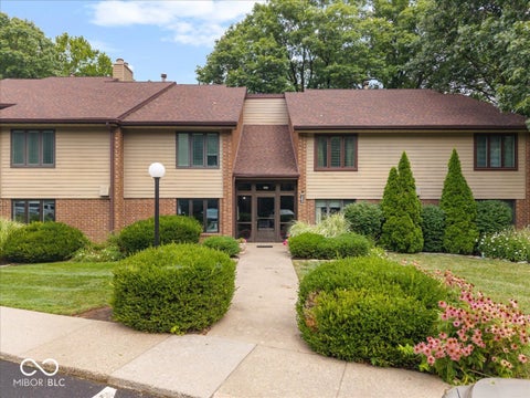 Photo of 203 Bluffs Circle #D, Noblesville, IN 46062 (MLS # 22116974)