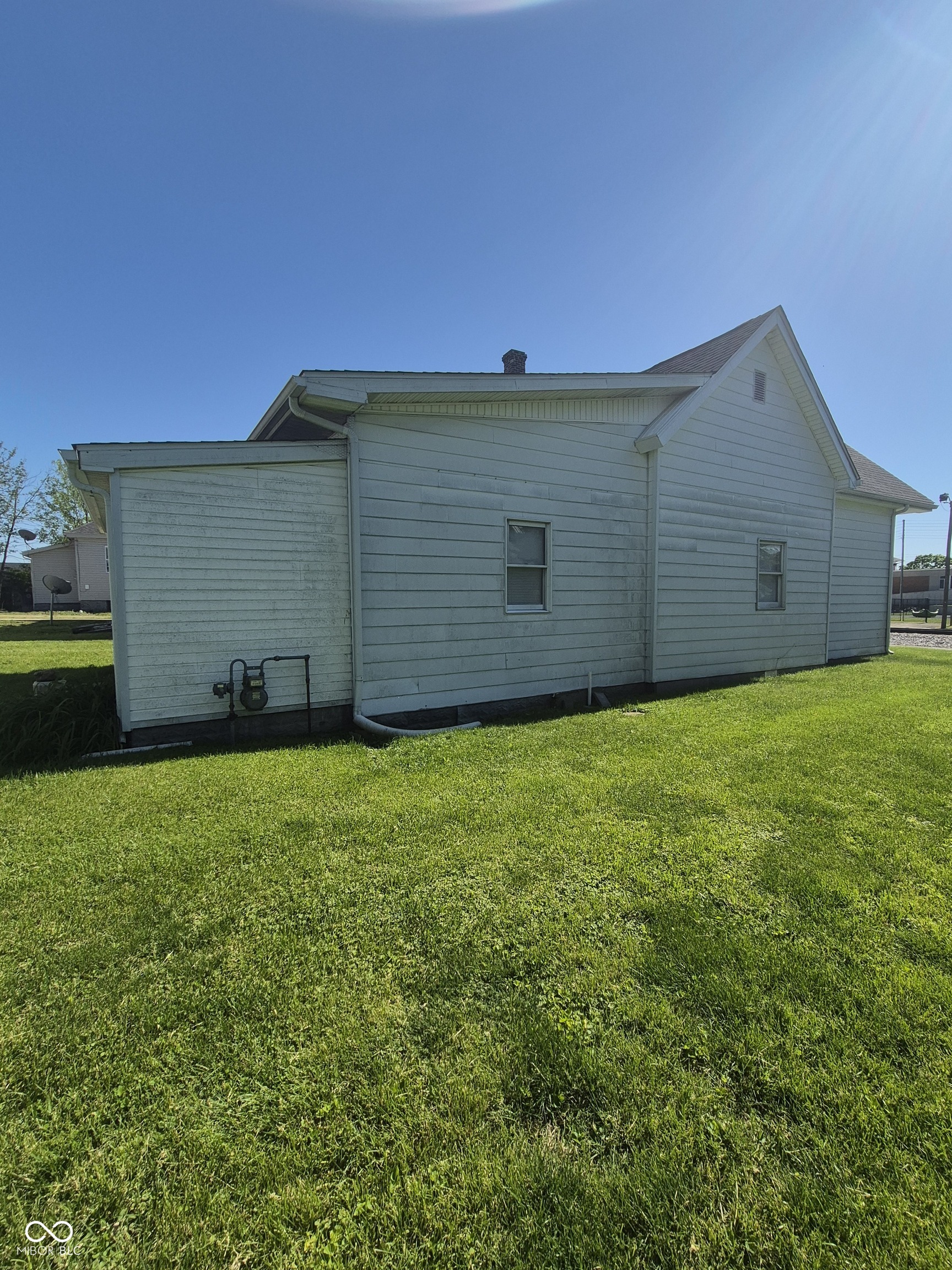 412 Indianapolis Avenue