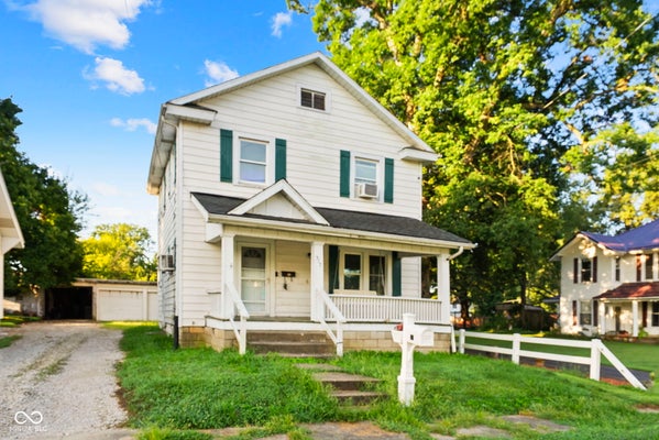 317 W THOMPSON ST, SULLIVAN, IN 47882 - Image 2ce6823f247bced0c8d5789ae557d3a5/2612353648