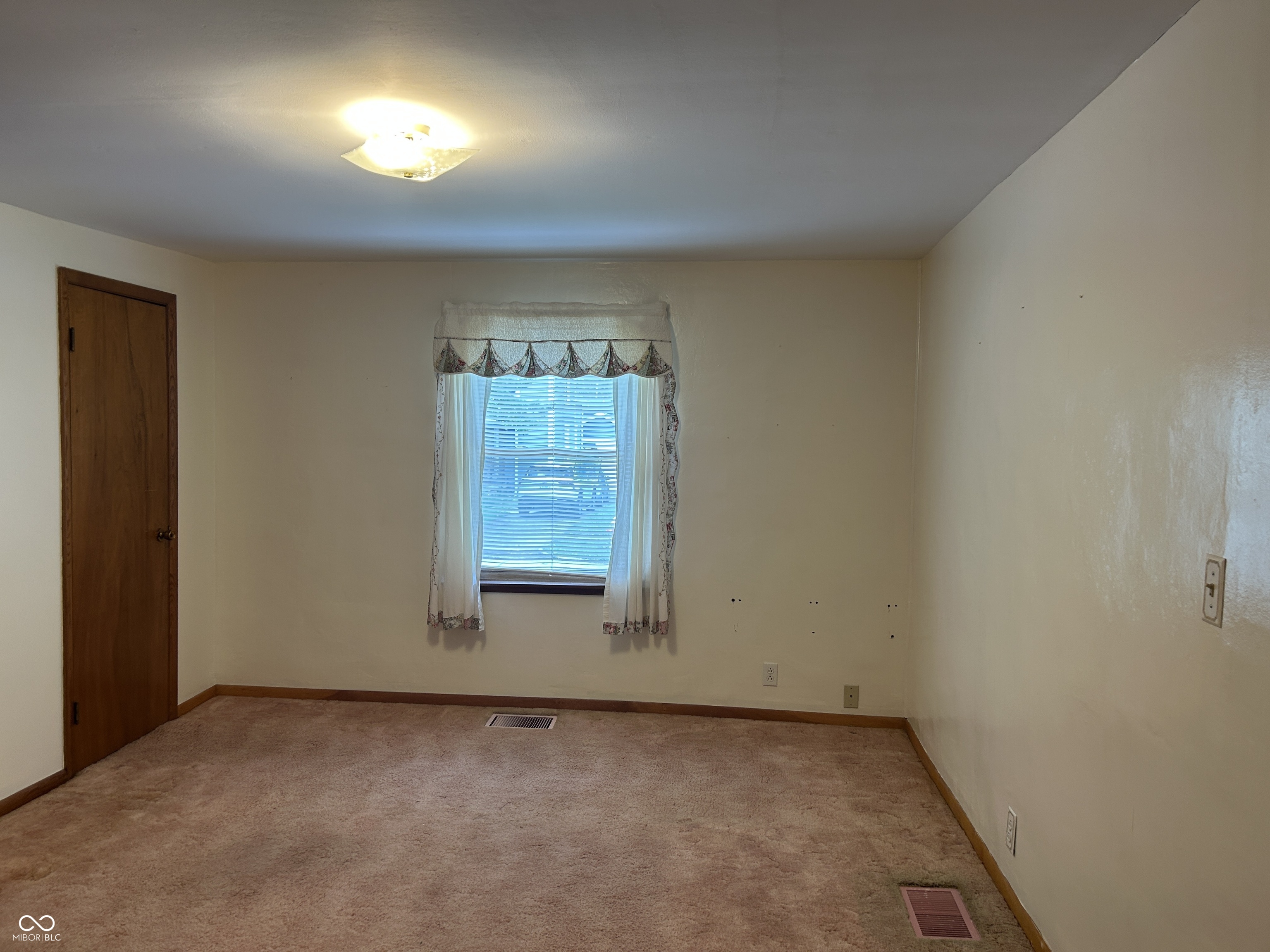 239 Walnut Street