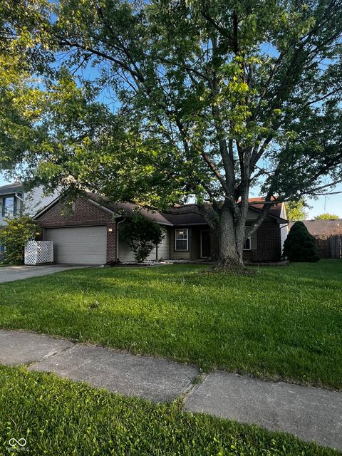 Photo of 1453 Country Pointe Drive, Indianapolis, IN 46234 (MLS # 22099512)