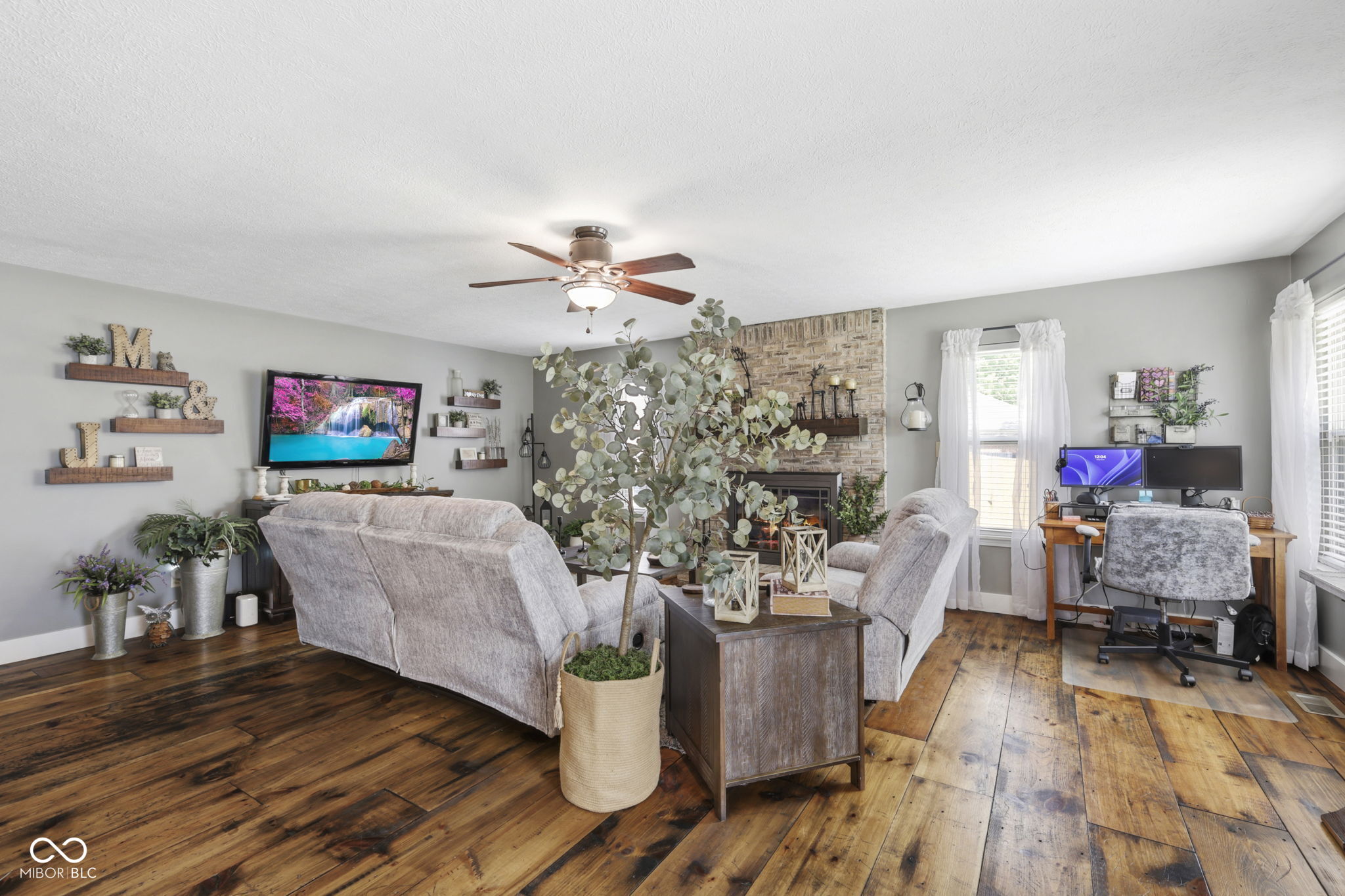 1223 Stave Oak Court