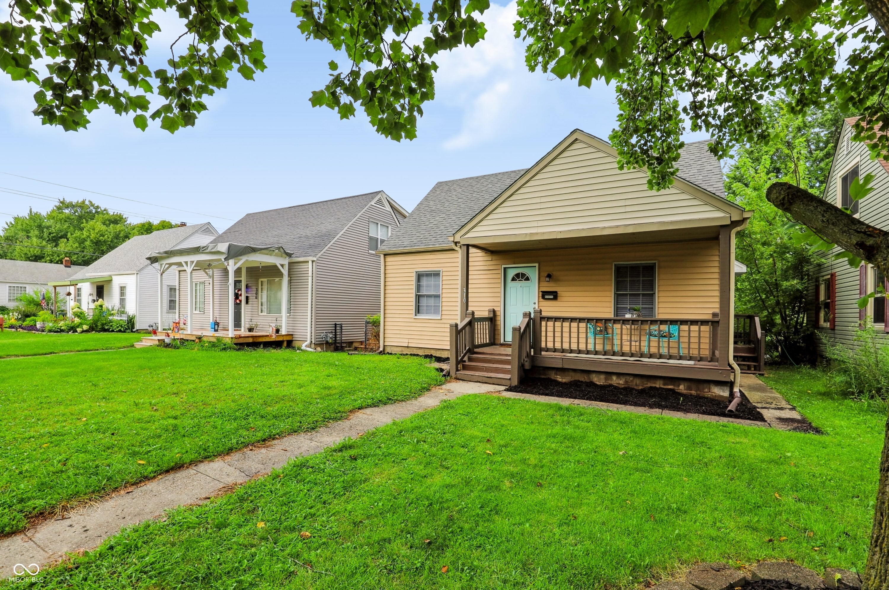 310 N 18th Avenue