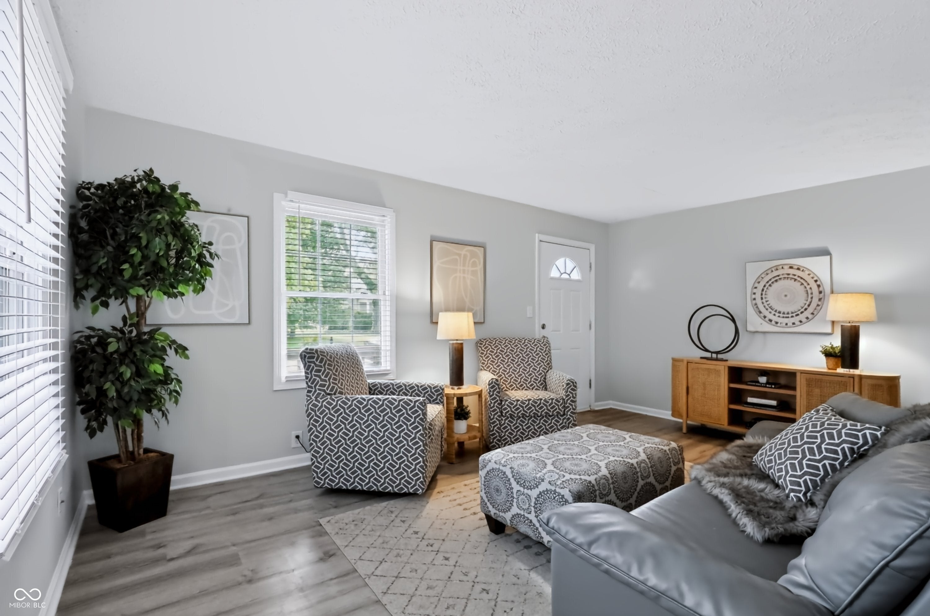 310 N 18th Avenue