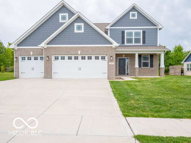 977 Richelle Way