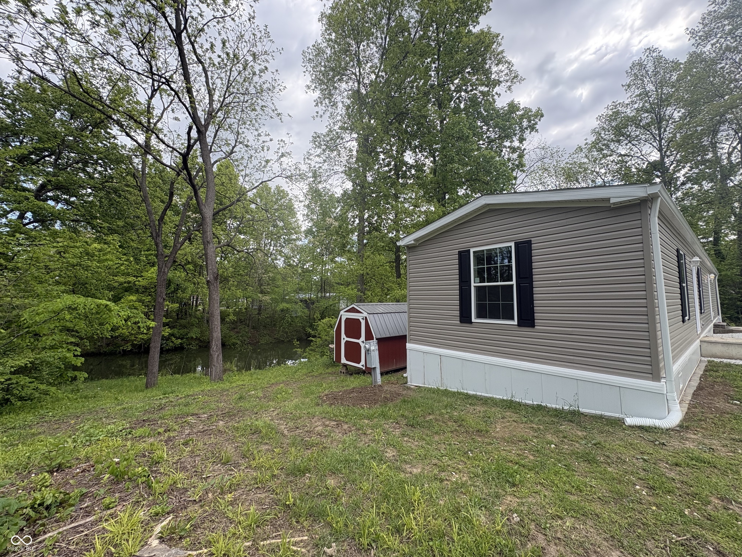 40 Lazy River Road