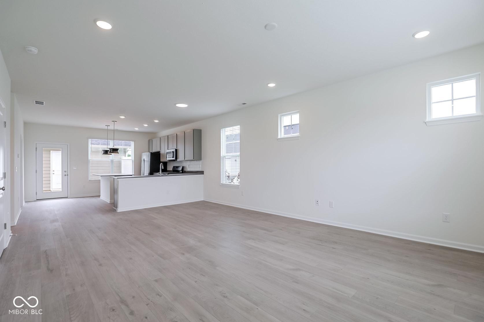 2694 Smith Road