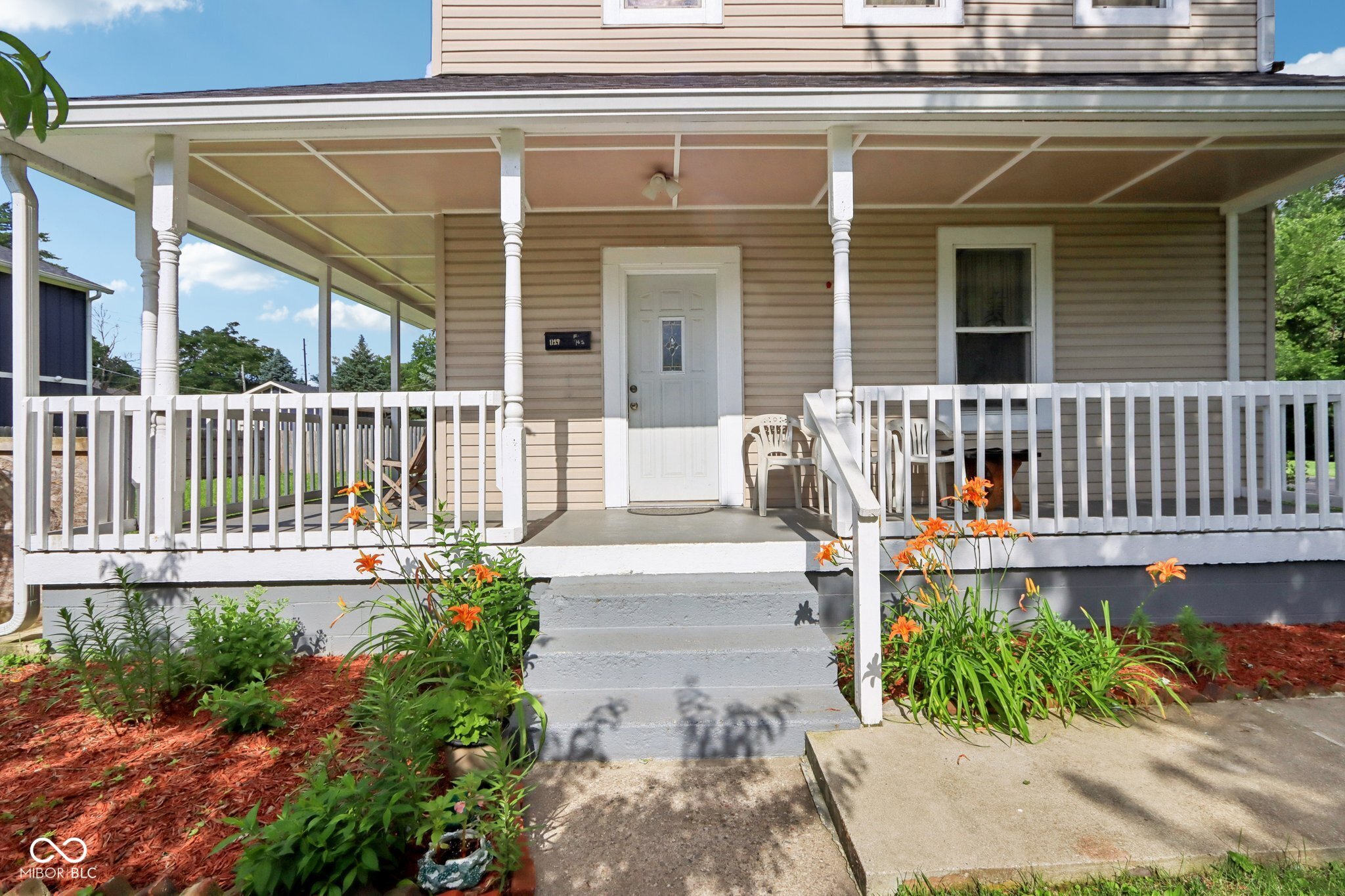 1129 Trowbridge Street