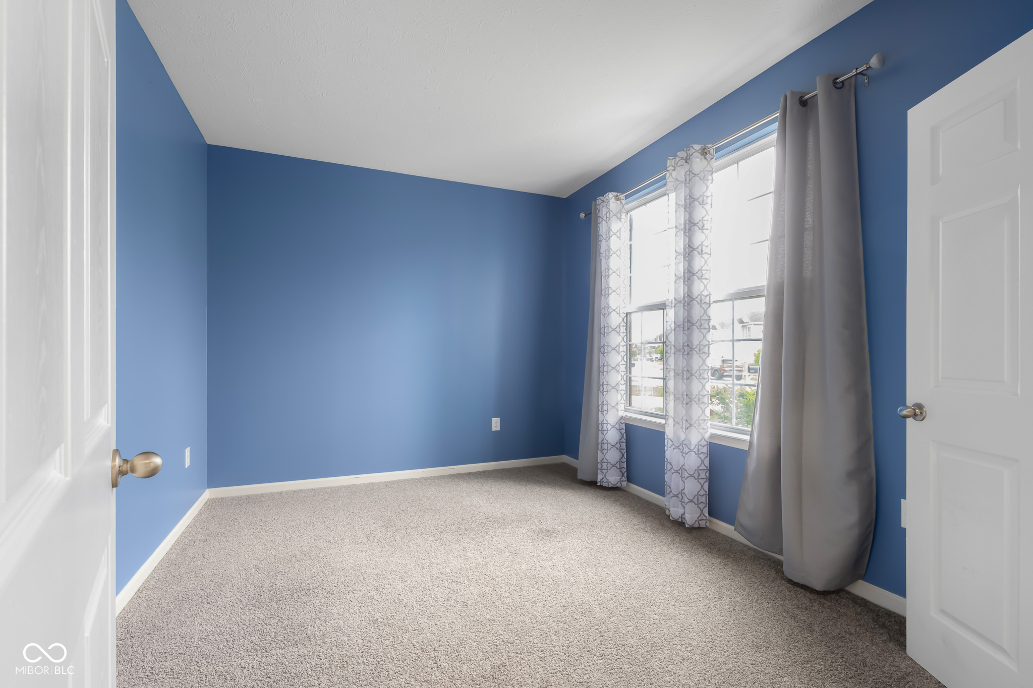 2502 Creekland Drive
