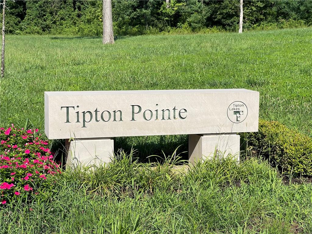 Photo 1 of 9 — 1792 Tipton Pointe Court, Columbus, IN 47201
