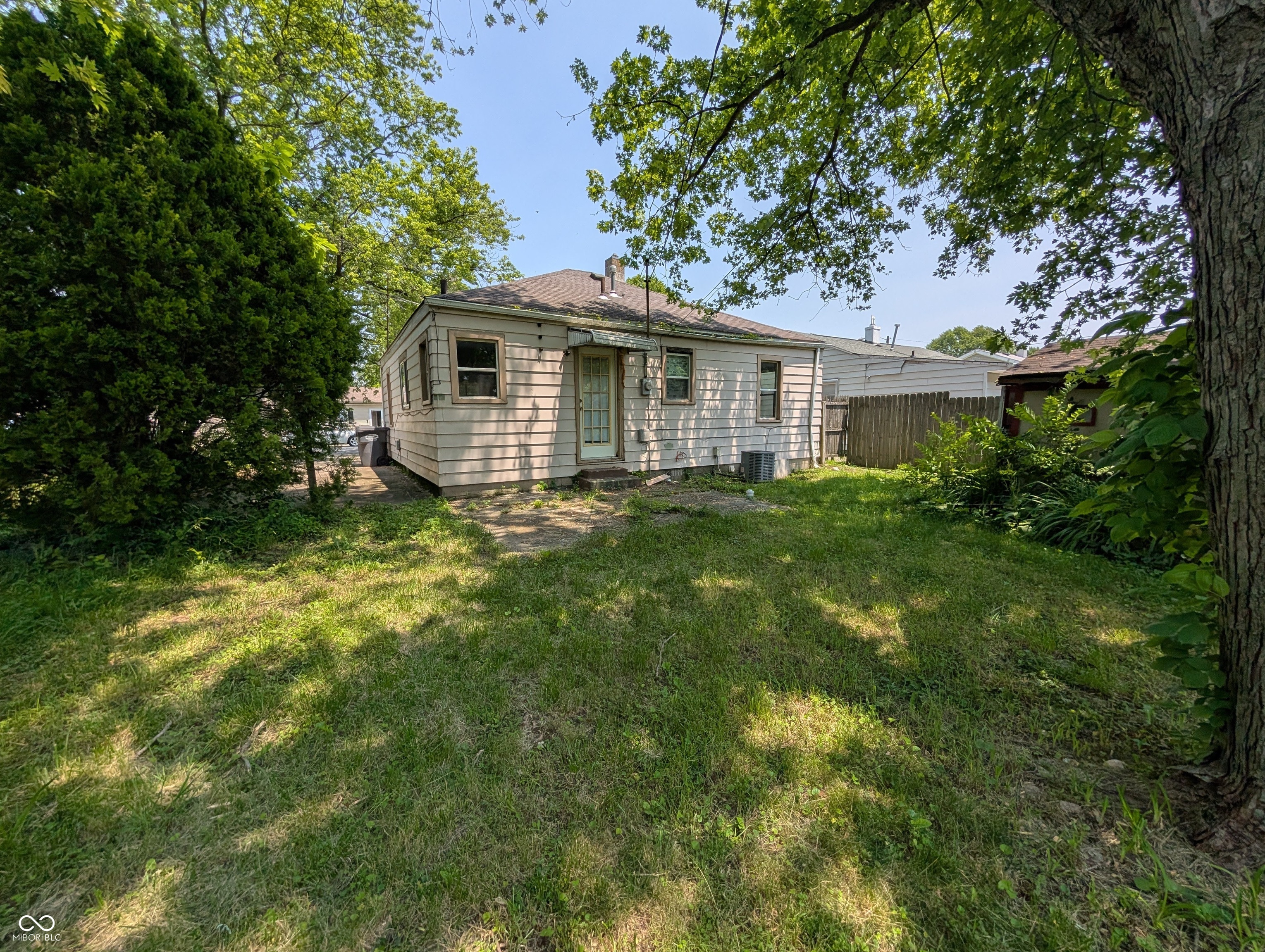 603 W 33rd Street