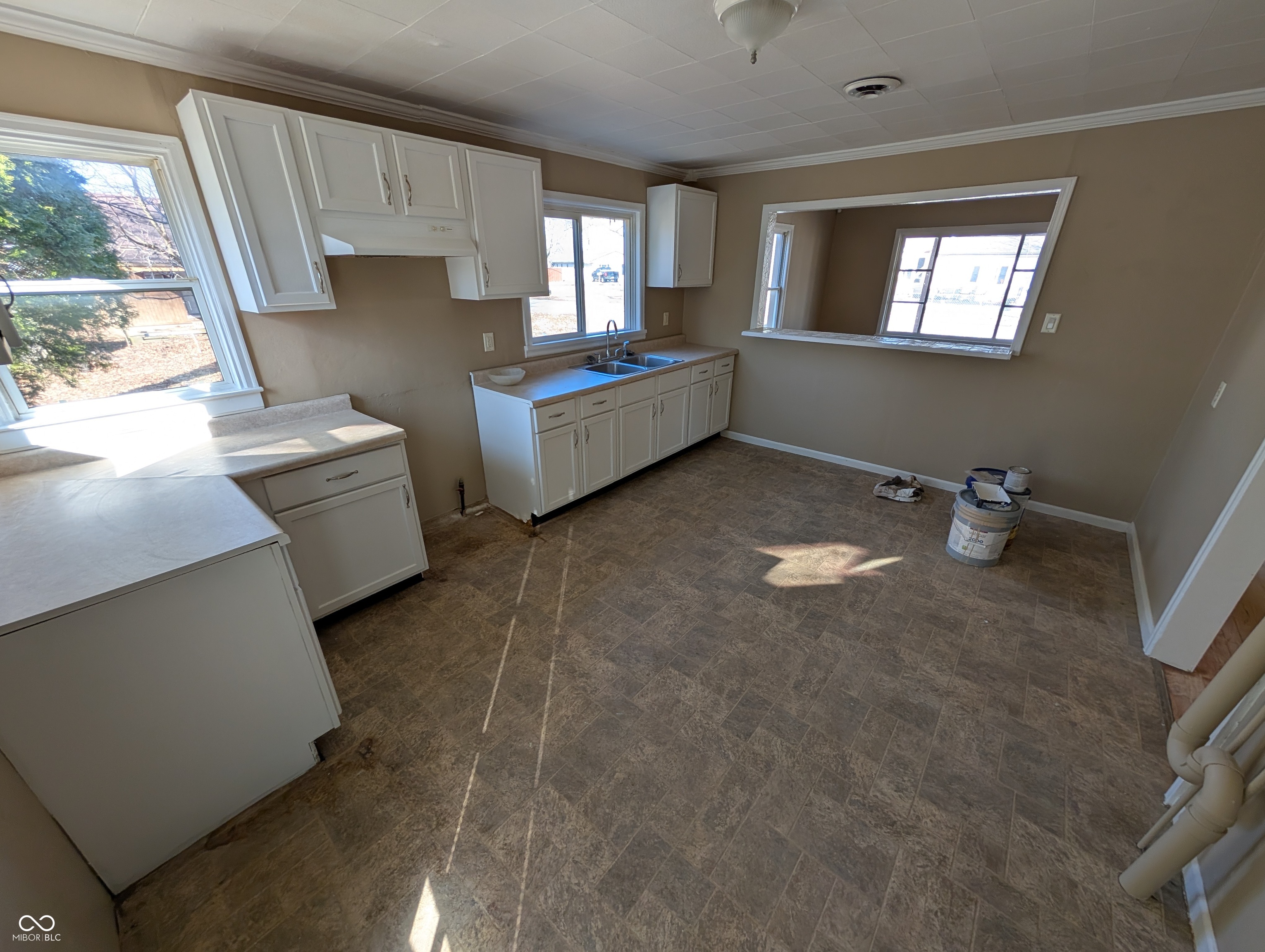 603 W 33rd Street