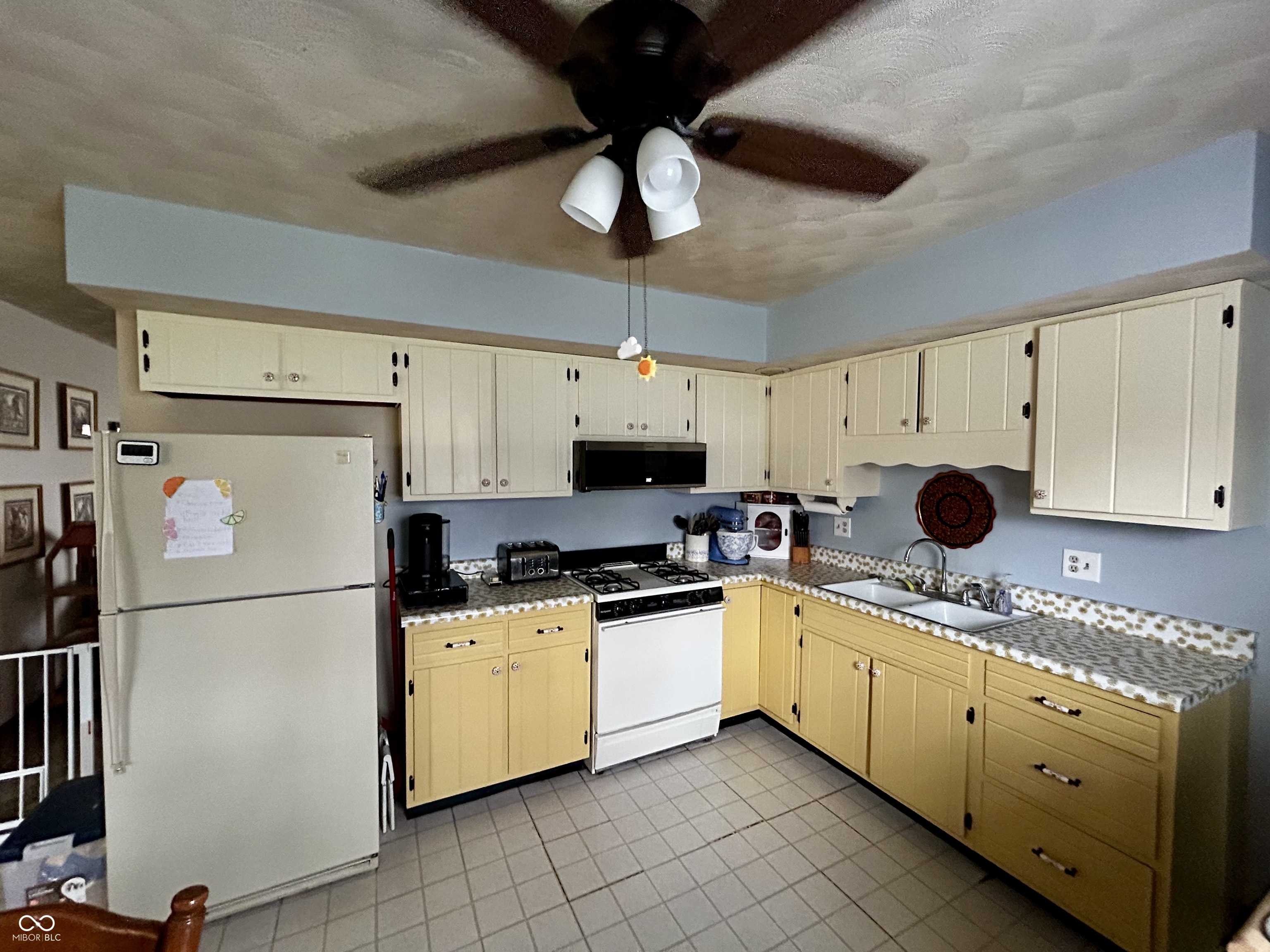 1706 Manor Drive