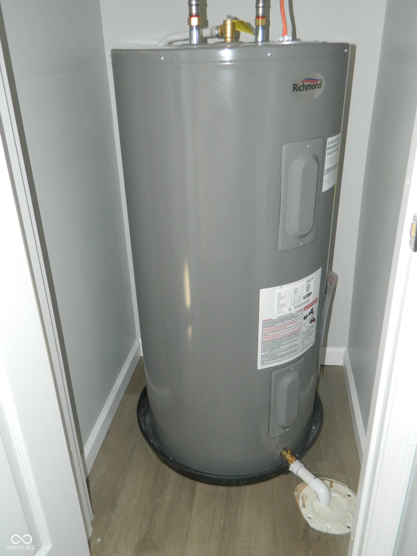 Crothersville, Indiana 47229, United States, 3 Bedrooms Bedrooms, ,1 BathroomBathrooms,Residential,Pending,4049