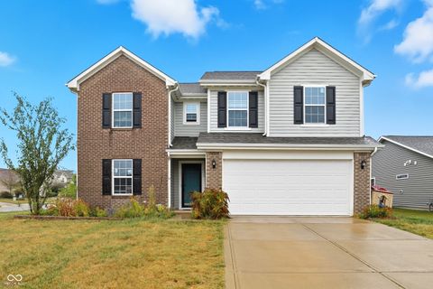 Photo of 2202 Silver Spoon Drive, Greenfield, IN 46140 (MLS # 22064762)