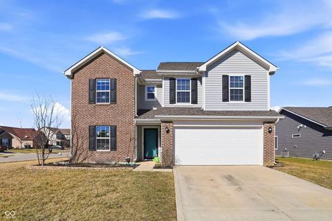 Photo of 2202 Silver Spoon Drive, Greenfield, IN 46140 (MLS # 22064762)